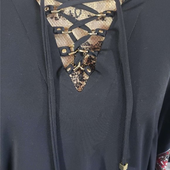 Michael Kors Medium Black Poncho - Picture 2 of 7